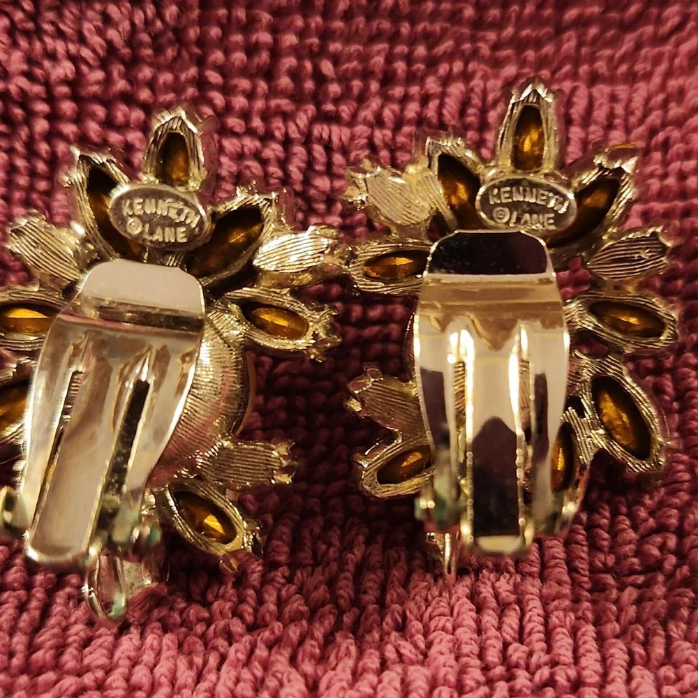 Vintage Kenneth Lane Pearl and Crystal Clip On Earrings - Picture 2 of 4